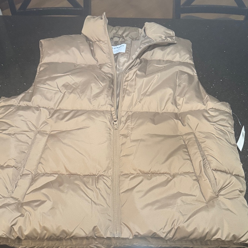 NEW VEST Beige Duvet Puffer Jacket with tags